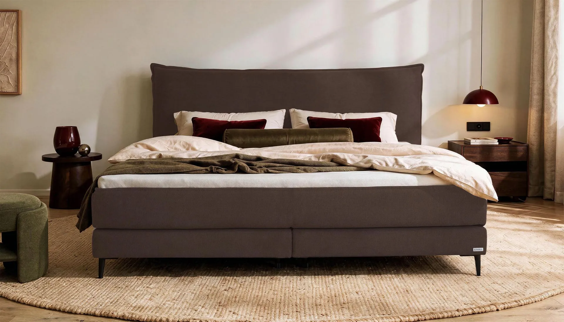 Bari_Boxspringbett_Somira_FrameScale_1_klein_1920x1095